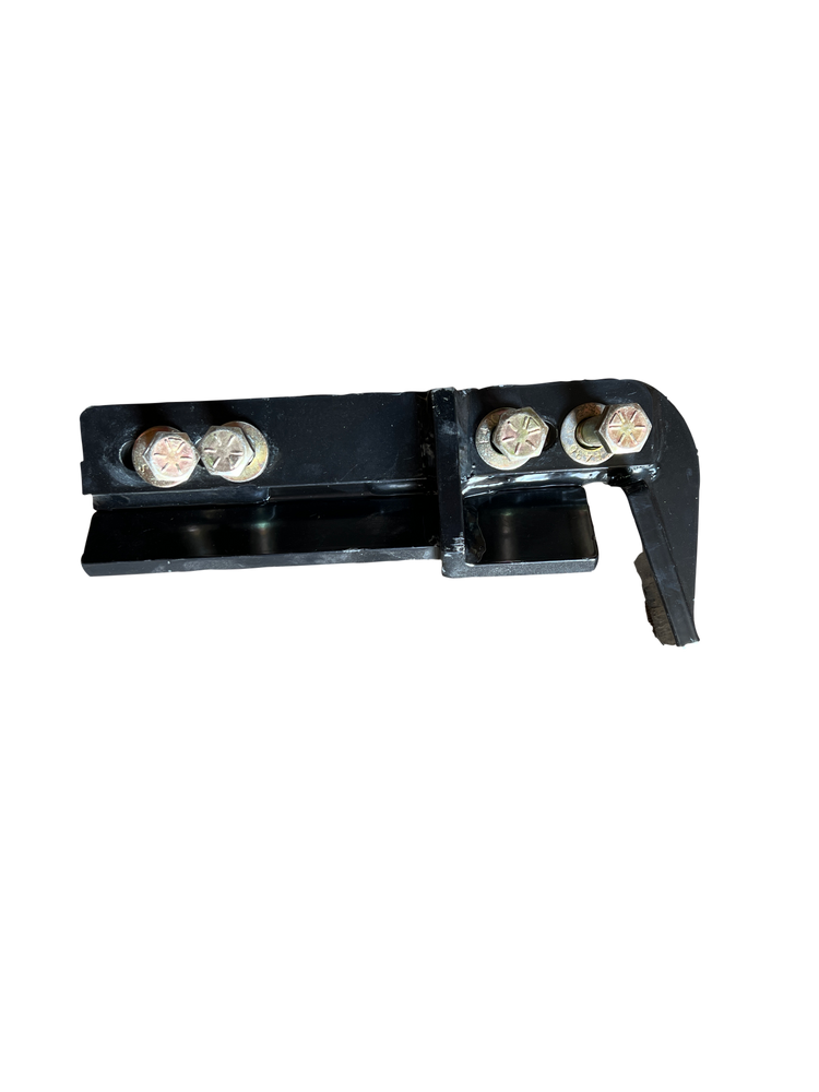 Metal Pless Part# AG9/34-5: 014-14-0002 QASS Lip Right